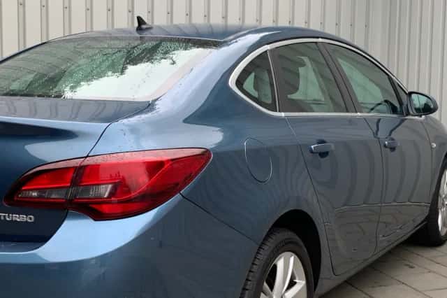 Opel Astra (2014) thumbnail 6