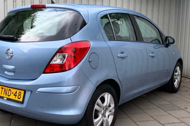 Opel Corsa (2014) thumbnail 6