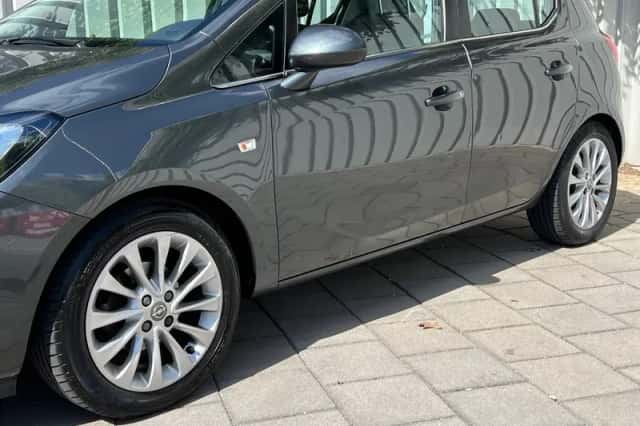 Opel Corsa (2017) thumbnail 4