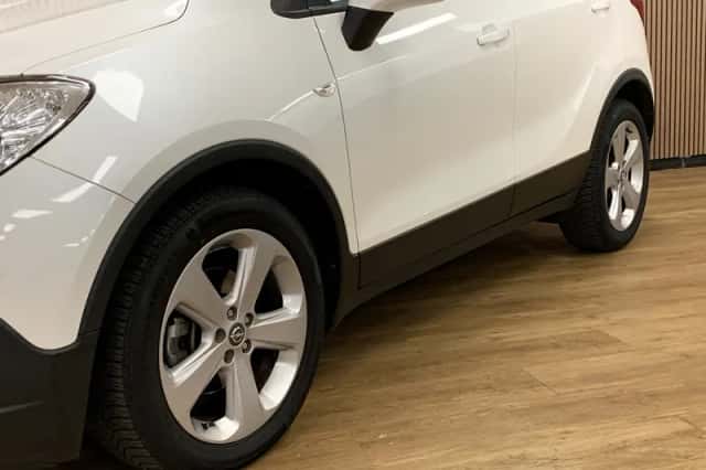 Opel Mokka (2014) thumbnail 4