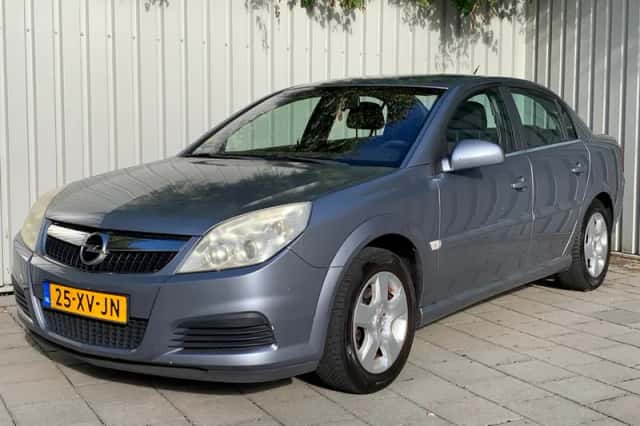 Opel Vectra (2007) thumbnail 1