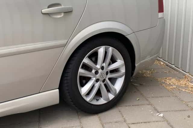 Opel Vectra (2007) thumbnail 4
