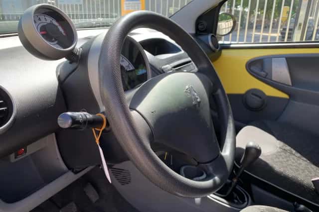 Peugeot 107 (2010) thumbnail 5