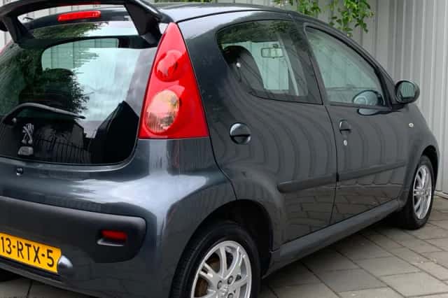 Peugeot 107 (2011) thumbnail 6