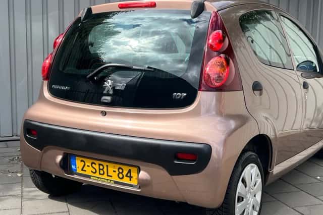 Peugeot 107 (2013) thumbnail 6