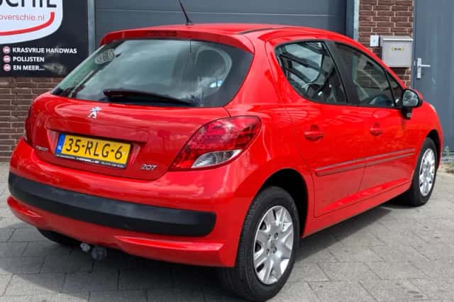 Peugeot 207 (2011) thumbnail 4