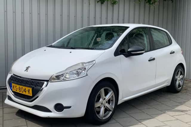 Peugeot 208 (2014) thumbnail 1