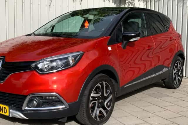 Renault Captur (2014) thumbnail 2