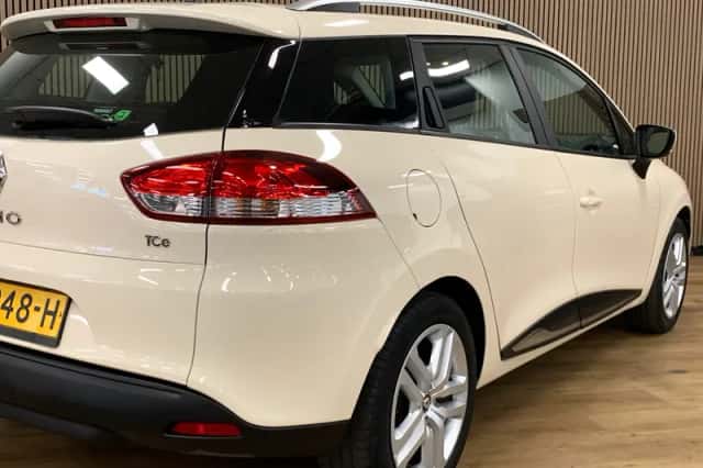 Renault Clio (2017) thumbnail 6