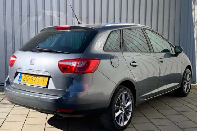 SEAT Ibiza (2015) thumbnail 5