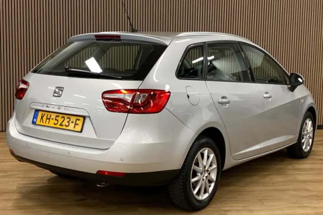 SEAT Ibiza (2016) thumbnail 6