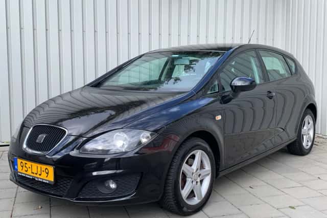 SEAT Leon (2010) thumbnail 1