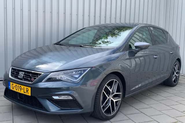 SEAT Leon (2019) thumbnail 1