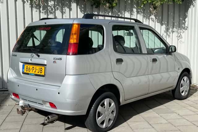 Suzuki Ignis (2004) thumbnail 4