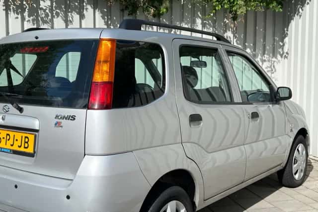 Suzuki Ignis (2004) thumbnail 5