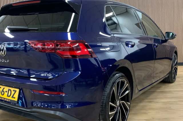 Volkswagen Golf (2020) thumbnail 3