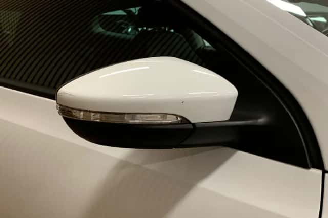 Volkswagen SCIROCCO (2015) thumbnail 6