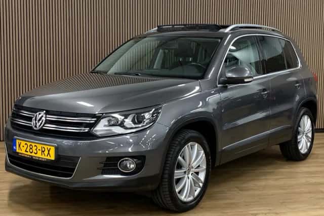 Volkswagen Tiguan (2011) thumbnail 1