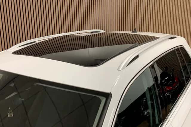 Volkswagen Tiguan (2019) thumbnail 5