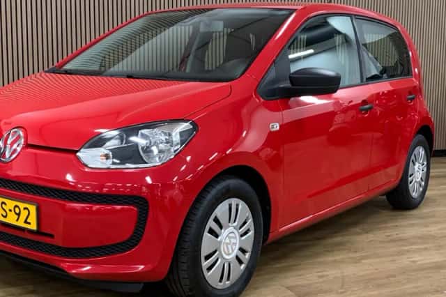 Volkswagen Up! (2013) thumbnail 2