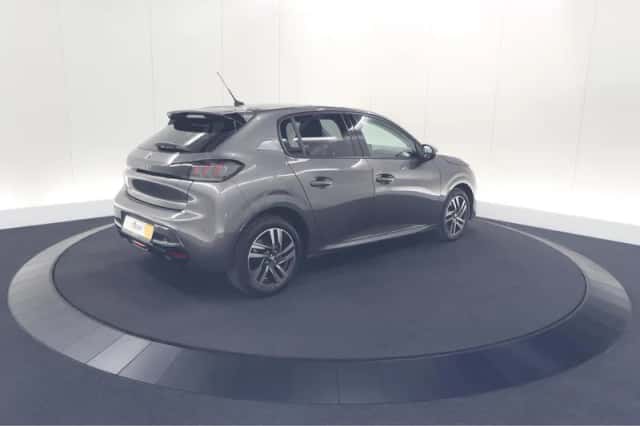 Peugeot 208 (2021) thumbnail 4