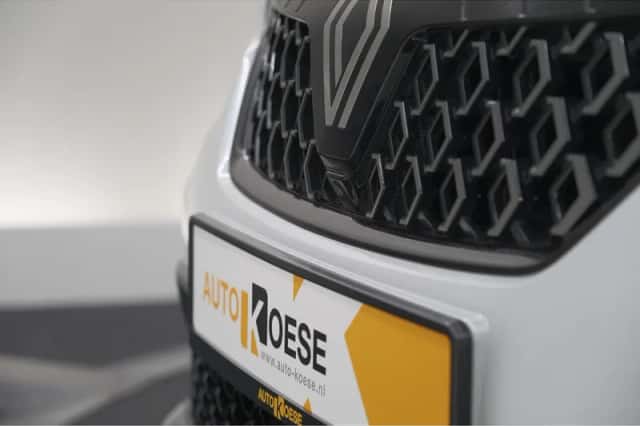 Renault Arkana (2025) thumbnail 4