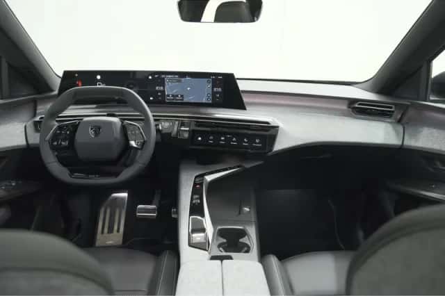 Peugeot e-3008 (2026) thumbnail 2