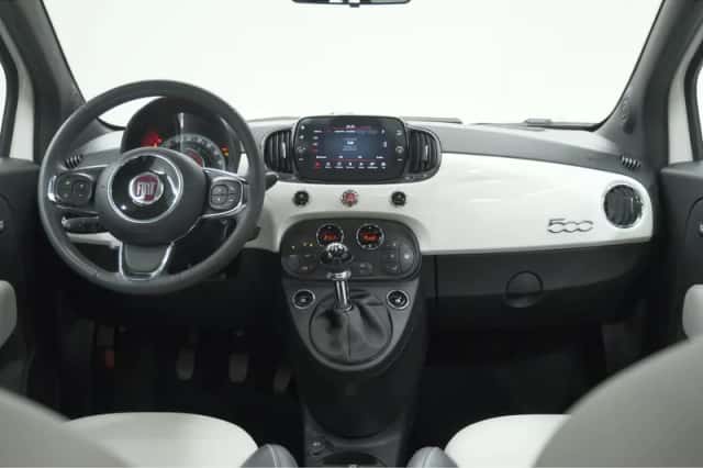 Fiat 500 (2021) thumbnail 2