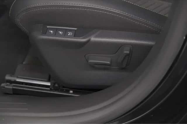 Peugeot 208 (2025) thumbnail 3