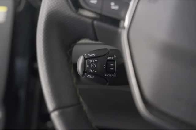 Peugeot 208 (2025) thumbnail 4