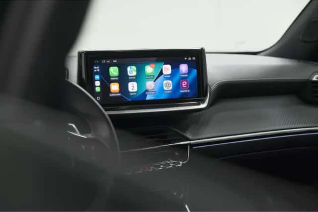Peugeot 2008 (2024) thumbnail 5