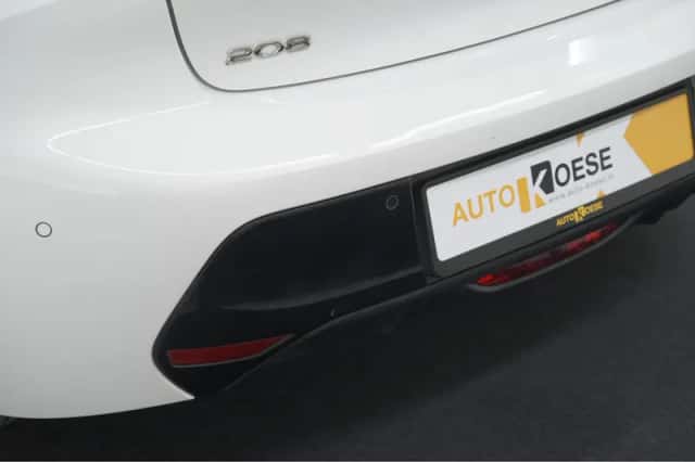 Peugeot 208 (2022) thumbnail 4