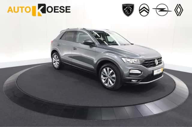 Volkswagen T-Roc (2020) thumbnail 1