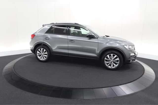Volkswagen T-Roc (2020) thumbnail 4