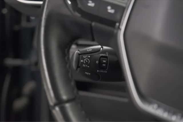 Peugeot 5008 (2019) thumbnail 3