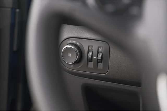 Opel Crossland (2018) thumbnail 4