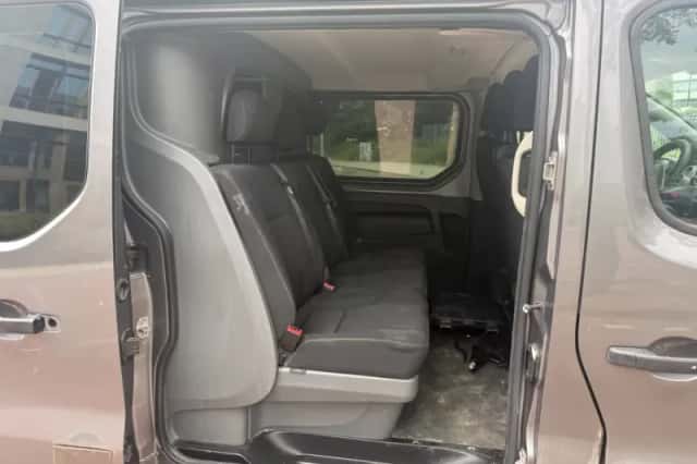 Renault Trafic (2016) thumbnail 6