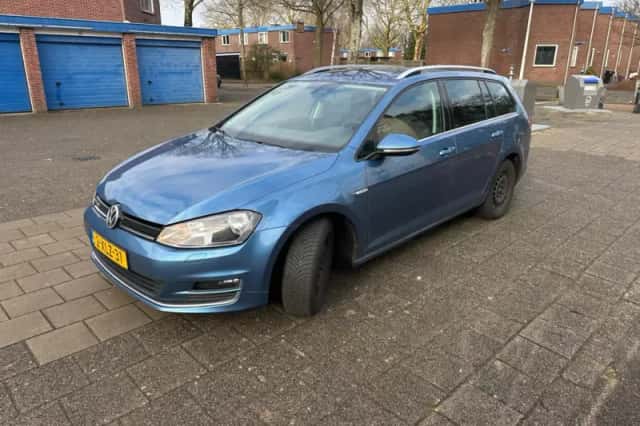 Volkswagen Golf (2014) thumbnail 1