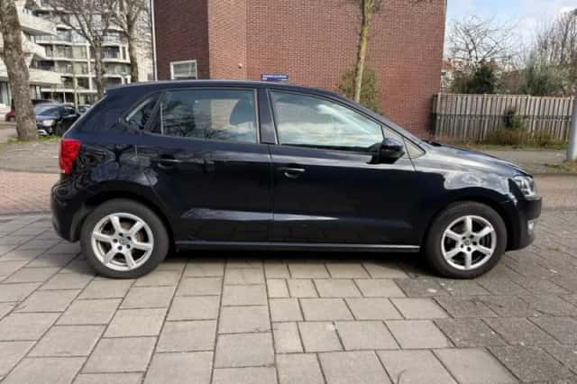 Volkswagen Polo (2011) thumbnail 1