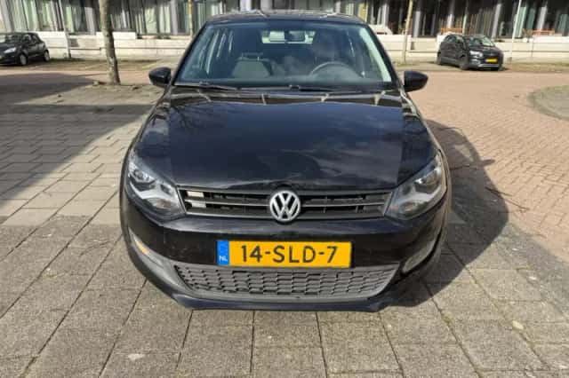 Volkswagen Polo (2011) thumbnail 4