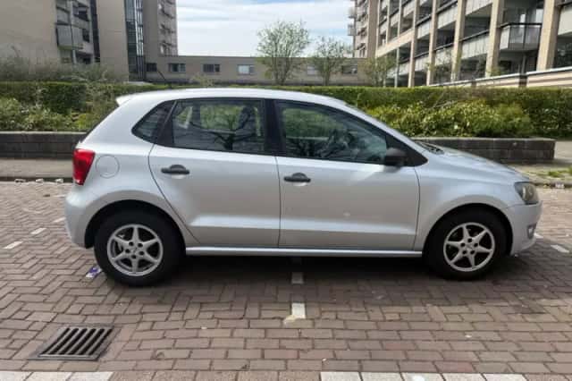 Volkswagen Polo (2009) thumbnail 2