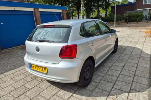 Volkswagen Polo (2013) thumbnail 5