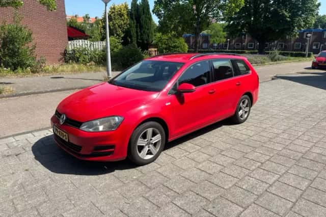 Volkswagen Golf (2014) thumbnail 1
