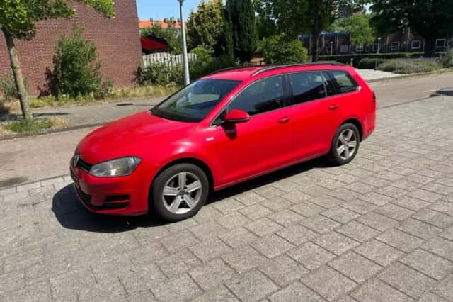 Volkswagen Golf (2014) thumbnail 5
