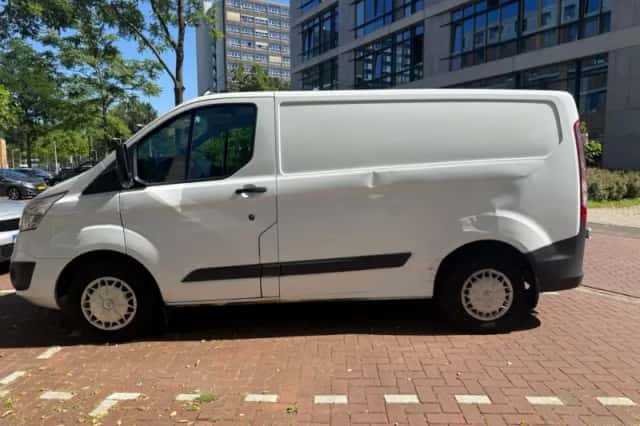 Ford Transit Custom (2014) thumbnail 3