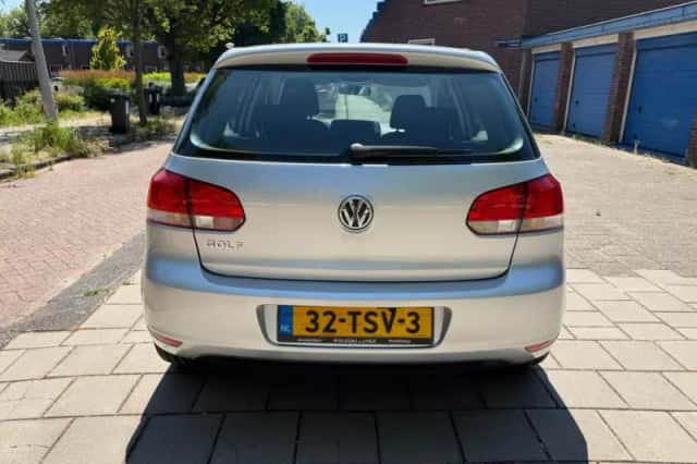 Volkswagen Golf (2012) thumbnail 6