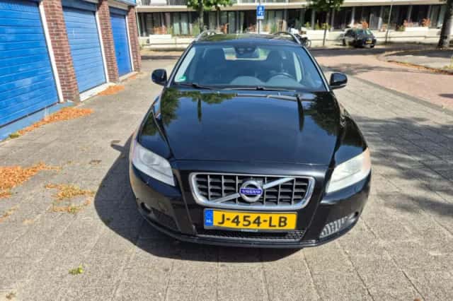 Volvo V70 (2011) thumbnail 5