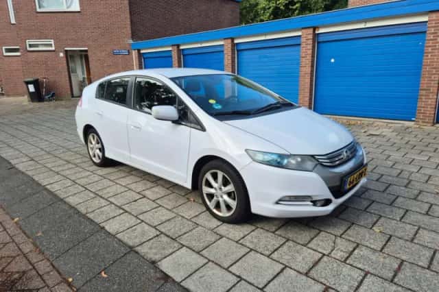 Honda Insight (2010) thumbnail 1