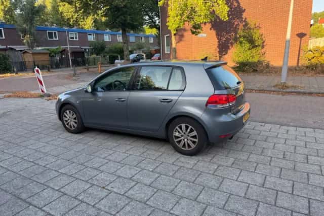 Volkswagen Golf (2012) thumbnail 5