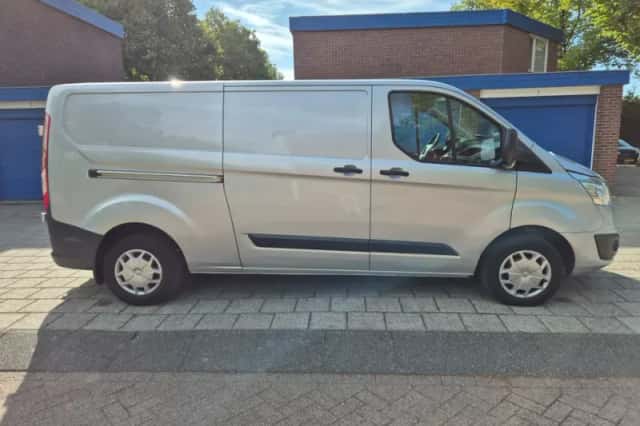 Ford Transit Custom (2017) thumbnail 5